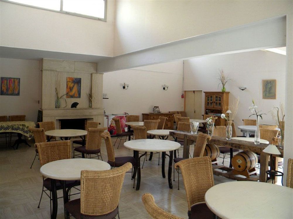 Hotel Restaurant Le Mas De L'Olivier Pont-Saint-Esprit Exteriör bild