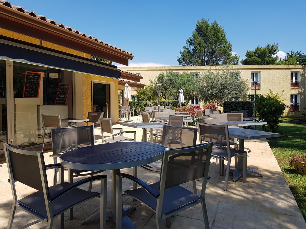 Hotel Restaurant Le Mas De L'Olivier Pont-Saint-Esprit Exteriör bild